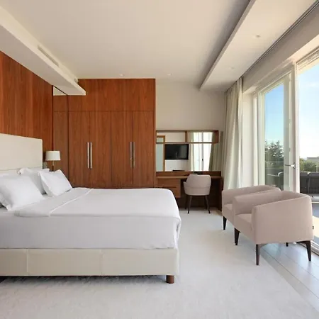 Vila Beautiful Grand Deluxe Celine *