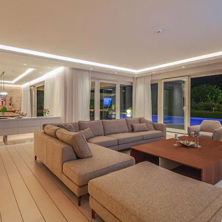 Vila Beautiful Grand Deluxe Celine Savudrija
